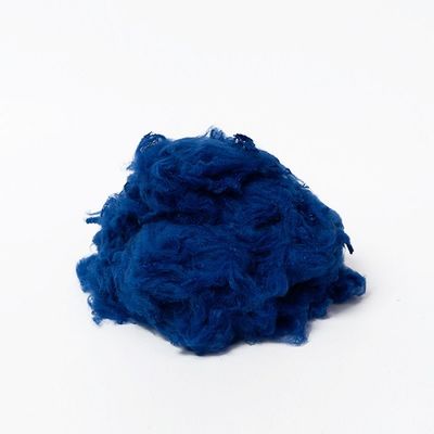 70dtex에 짠것이 아닌 직물 1.5dtex를 위한 65mm에 의하여 재생된 폴리에스테 요소 섬유