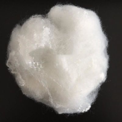 기능적인 재생된 폴리에스테 요소 섬유 65mm 폴리에스테 원료 견면 벨벳 장난감 사용